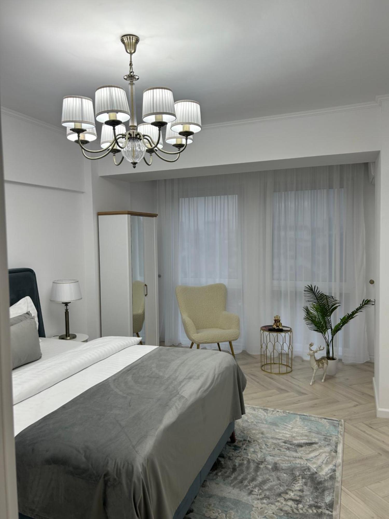Elite Apartment Sibiu Buitenkant foto