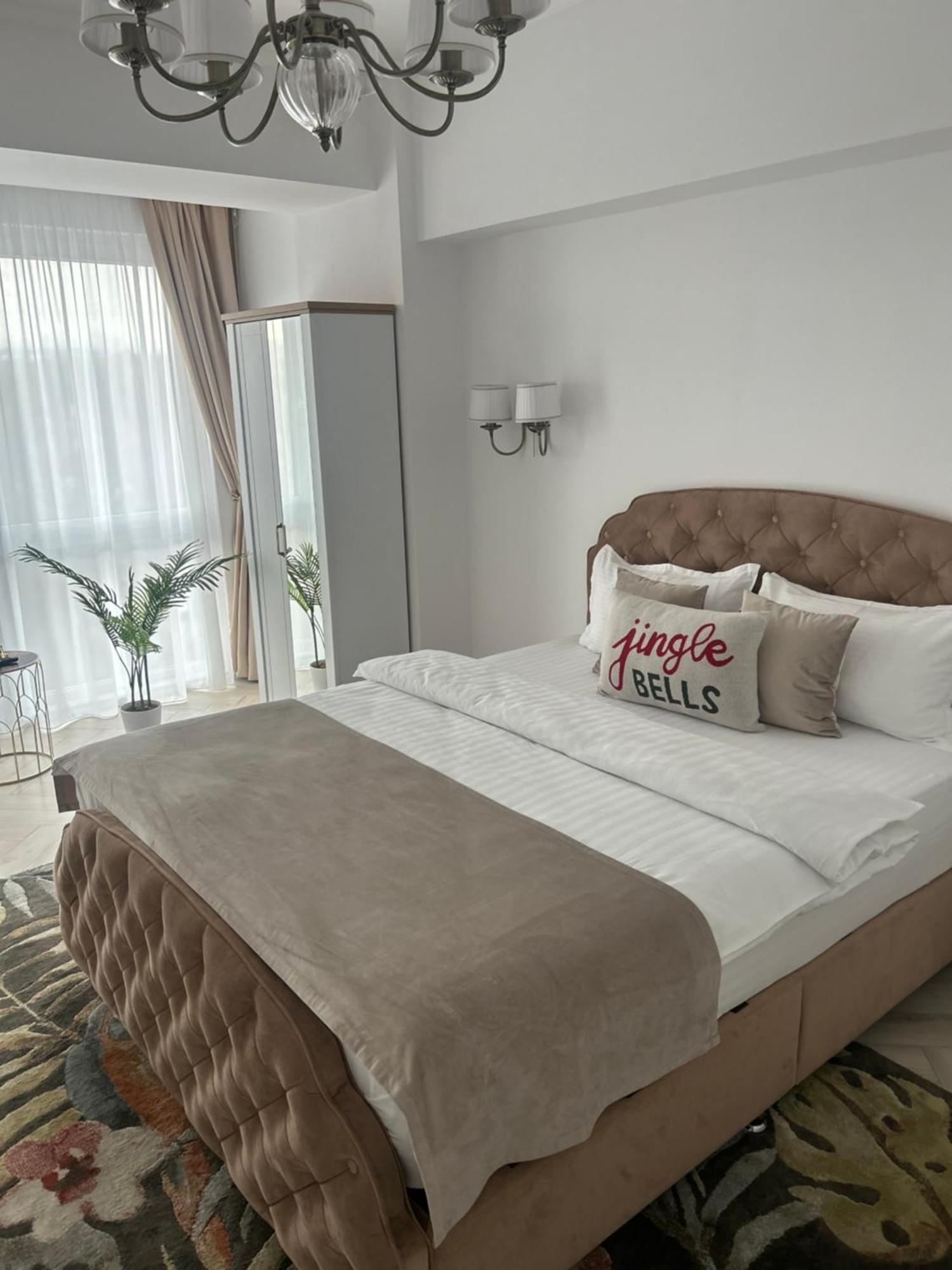 Elite Apartment Sibiu Buitenkant foto